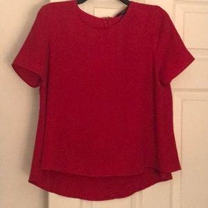 Short sleeve red blouse